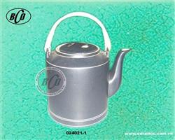 Tea pot